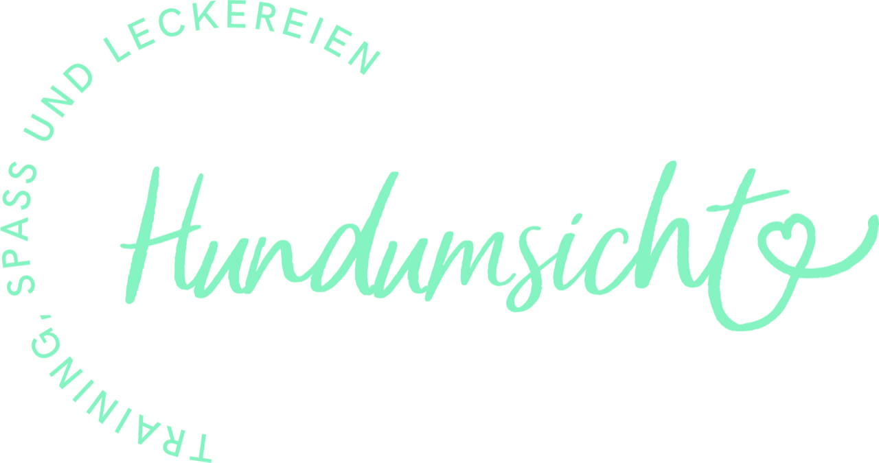 Faires Hundetraining, basierend auf wissenschaftlichen Erkenntnissen. Erwünschtes Verhalten mit vielfältigen Alltagsbelohnungen verstärken, unerwünschtes Verhalten vorausschauend verhindern oder unterbrechen ohne den Hund zu ängstigen. Gewalt lehne ich kategorisch ab.